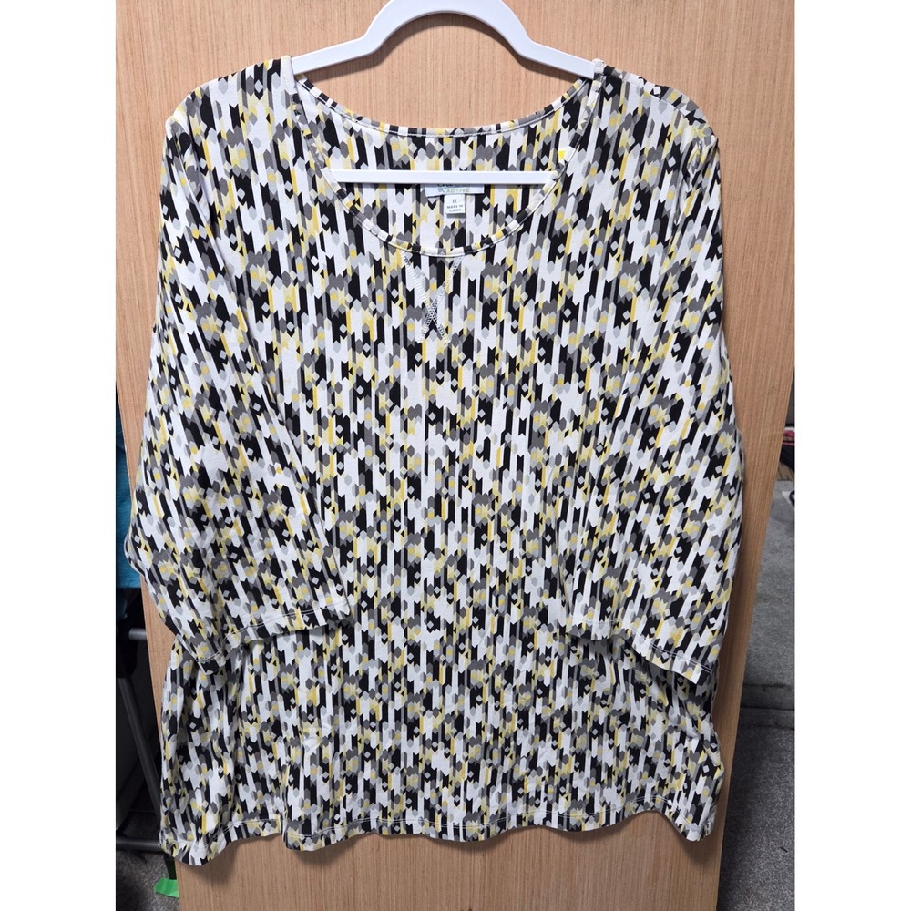 D & Co Active Womens Top 1X Plus Size 3/4 Sleeve Geometric Print Blouse Shirt